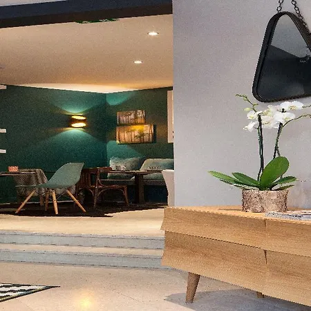 Chouette Hotel
